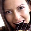 Csokoládé allergia: fájdalmas tünetek jelezhetik a problémát